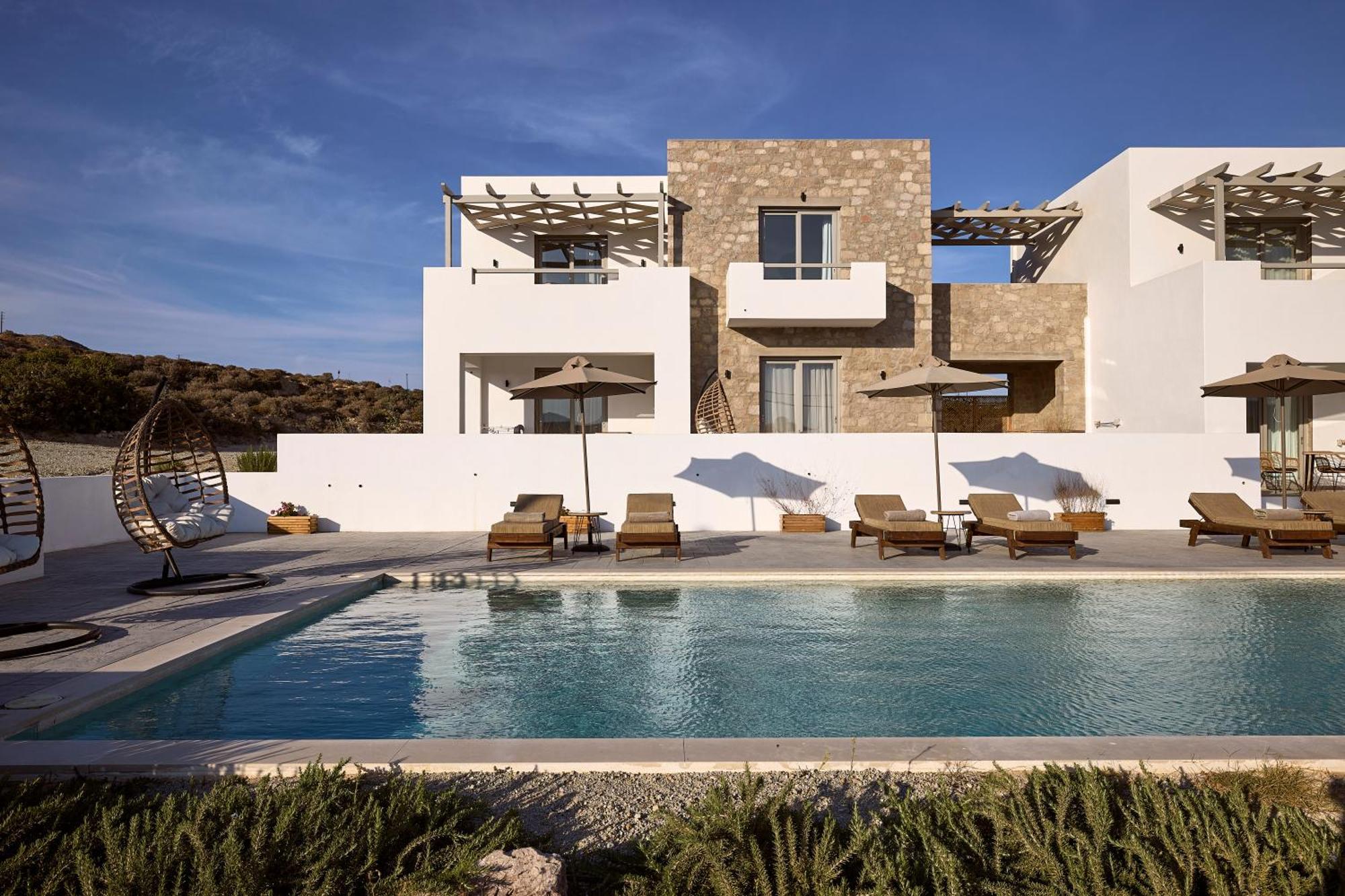 Kedros Milos Suites Адамас Экстерьер фото