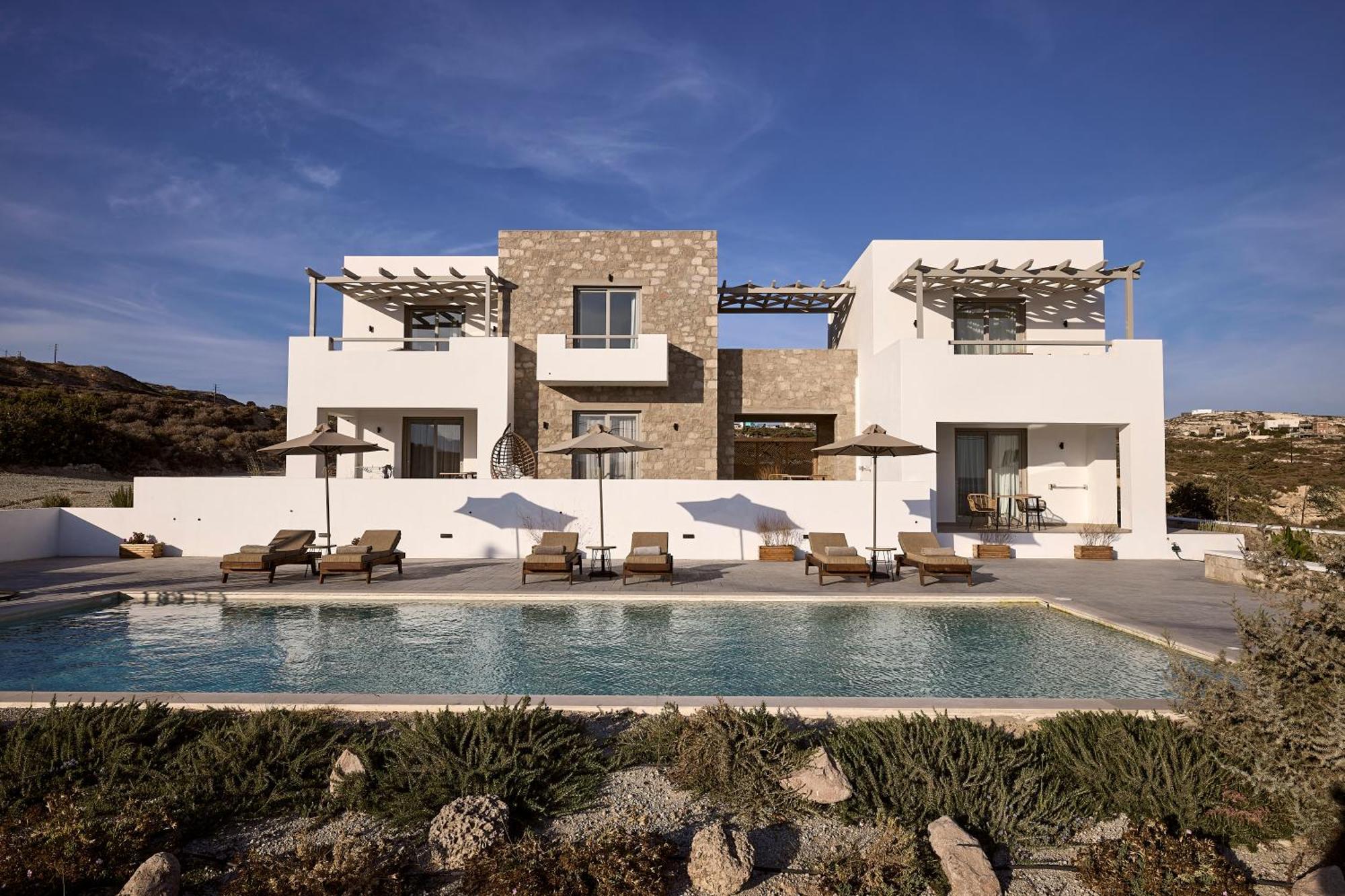 Kedros Milos Suites Адамас Экстерьер фото