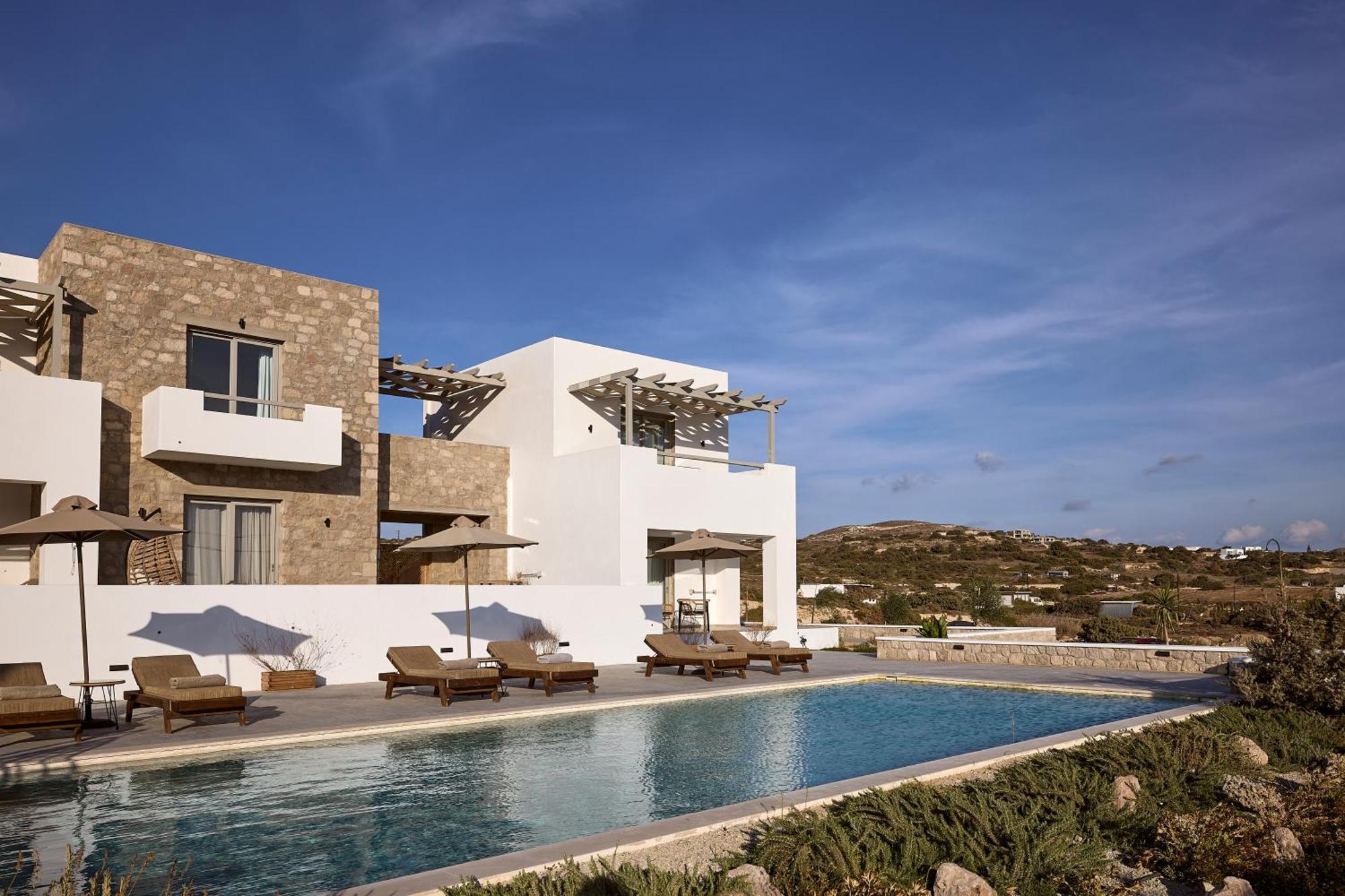 Kedros Milos Suites Адамас Экстерьер фото
