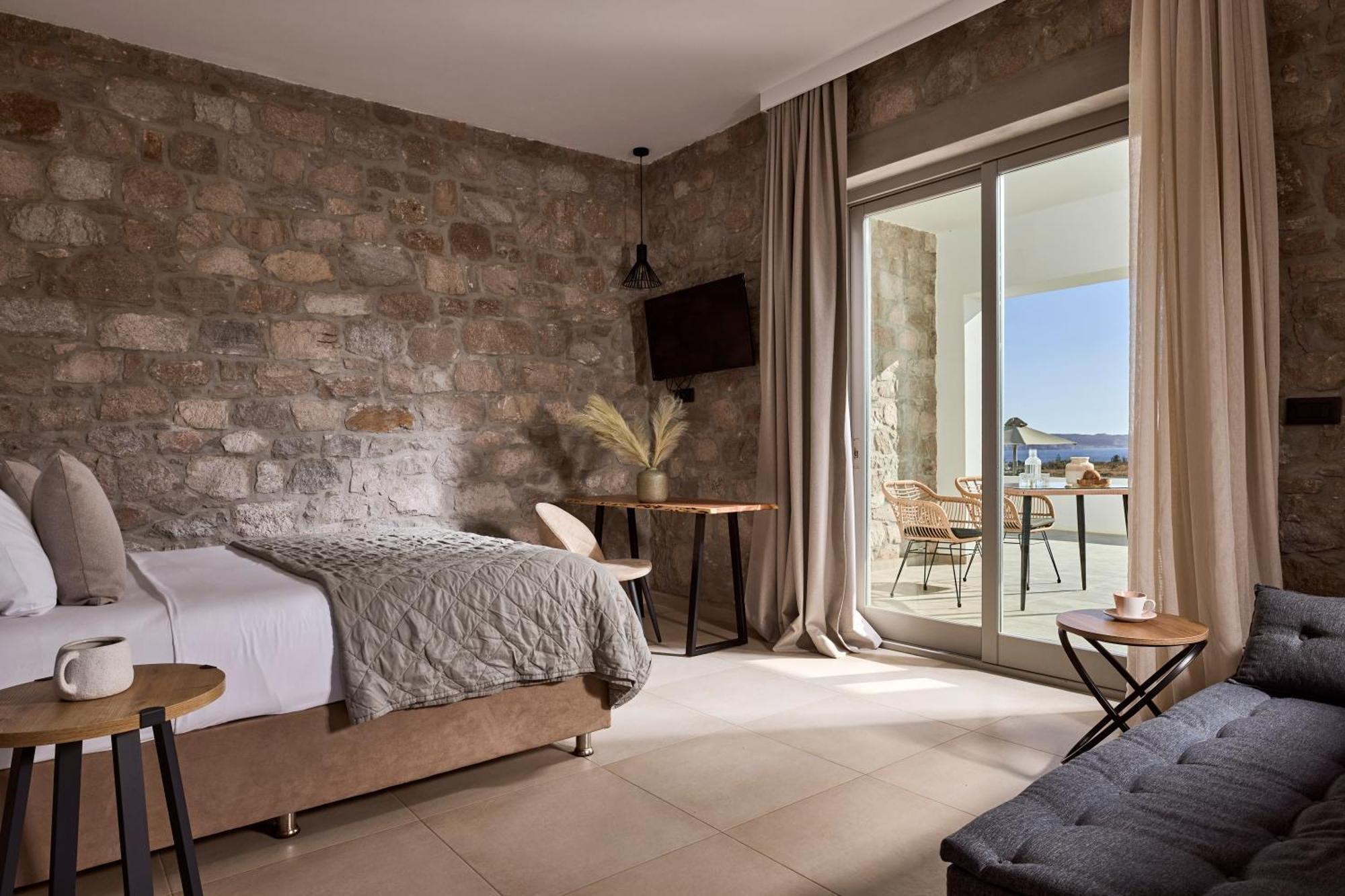 Kedros Milos Suites Адамас Экстерьер фото