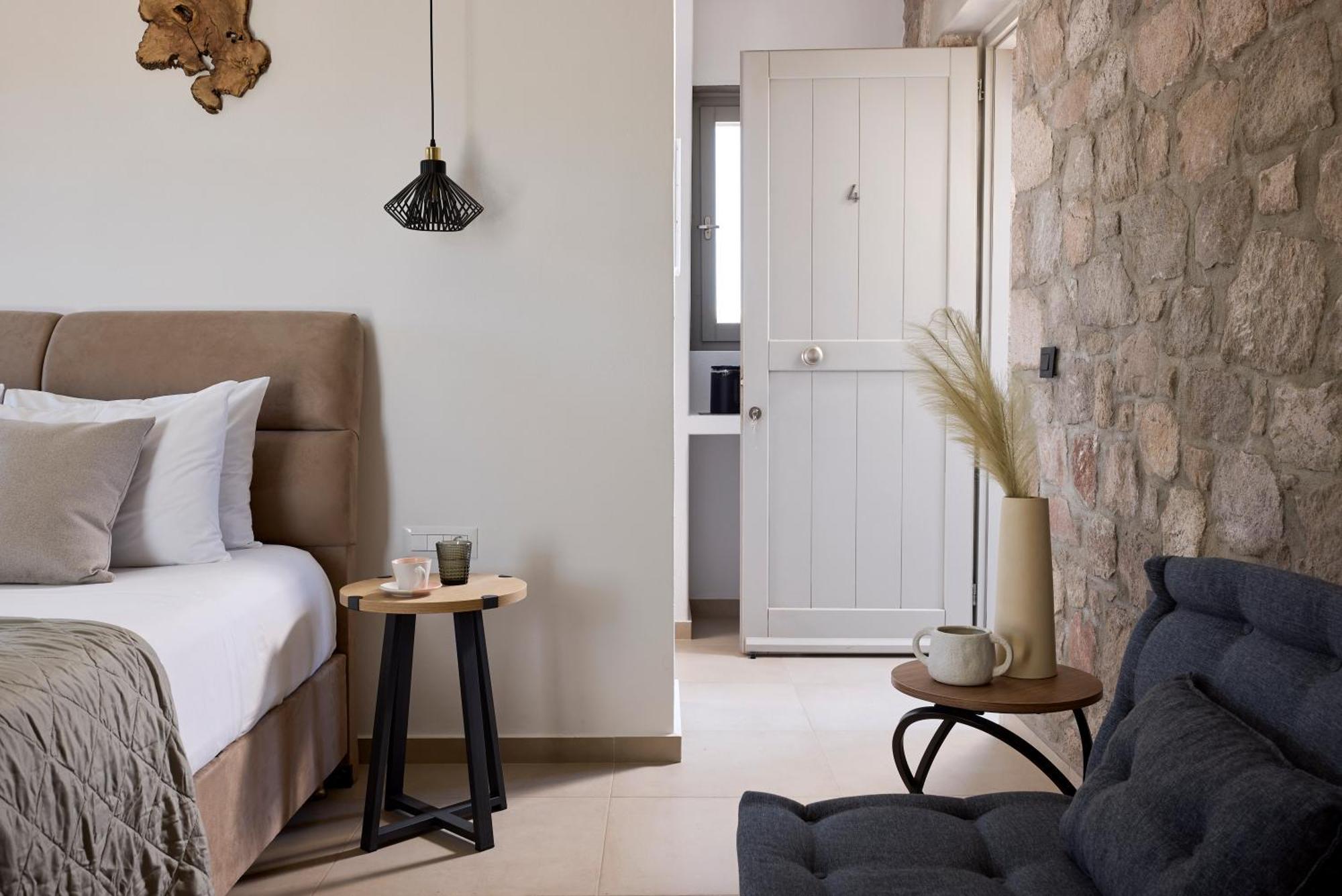Kedros Milos Suites Адамас Номер фото