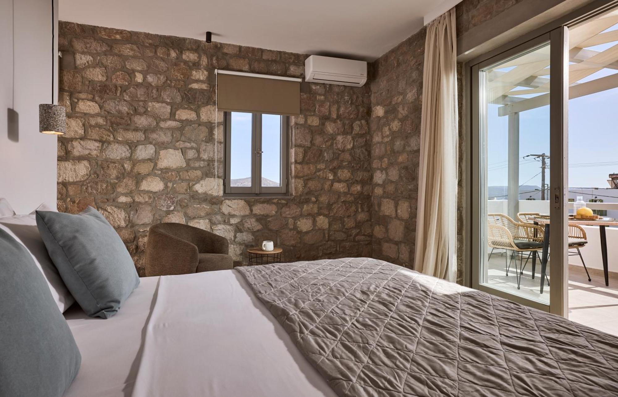 Kedros Milos Suites Адамас Номер фото